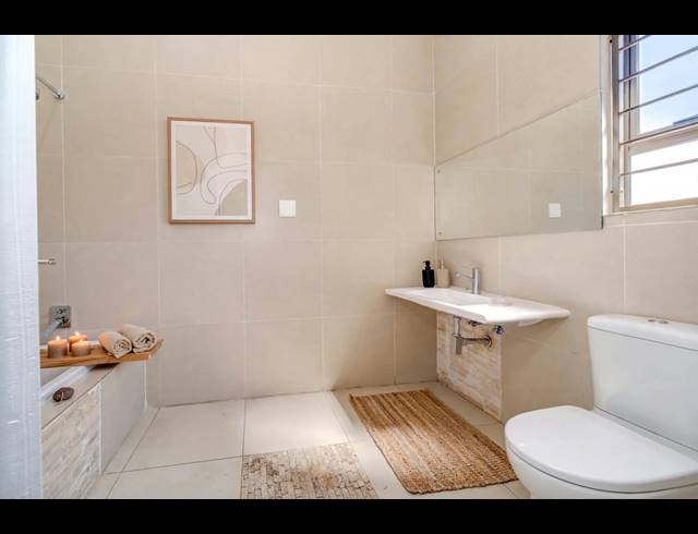5 BEDROOM HOUSE FOR SALE IN KLEVEHILL PARK